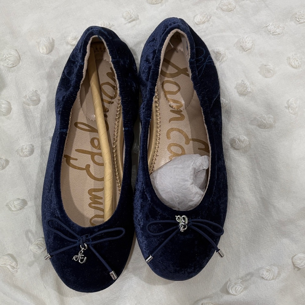 Sam Edelman Women's Dark Blue Velvet Flats